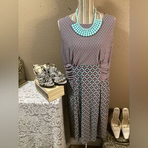 ROSE & ALI Elegant Patterned Sleeveless Dress in Blue and Pink.